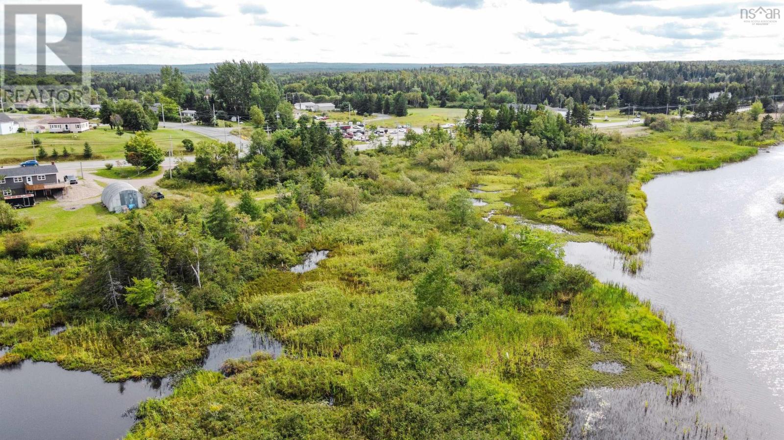Property 5 of 19 of 2002-2 Kings Road