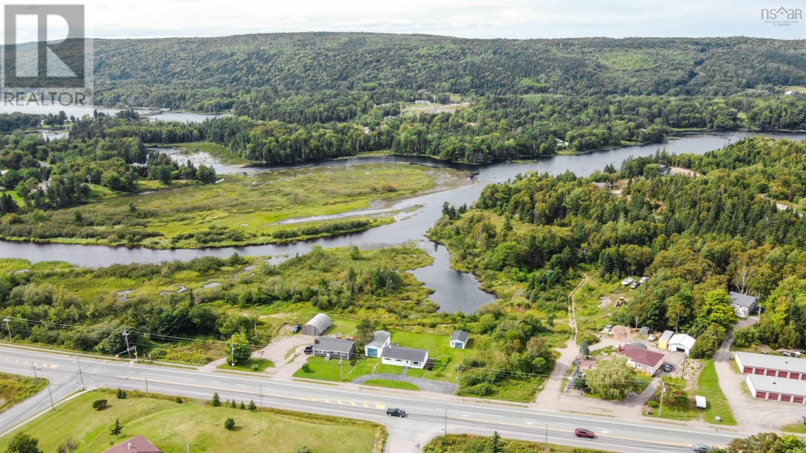 Property 7 of 19 of 2002-2 Kings Road