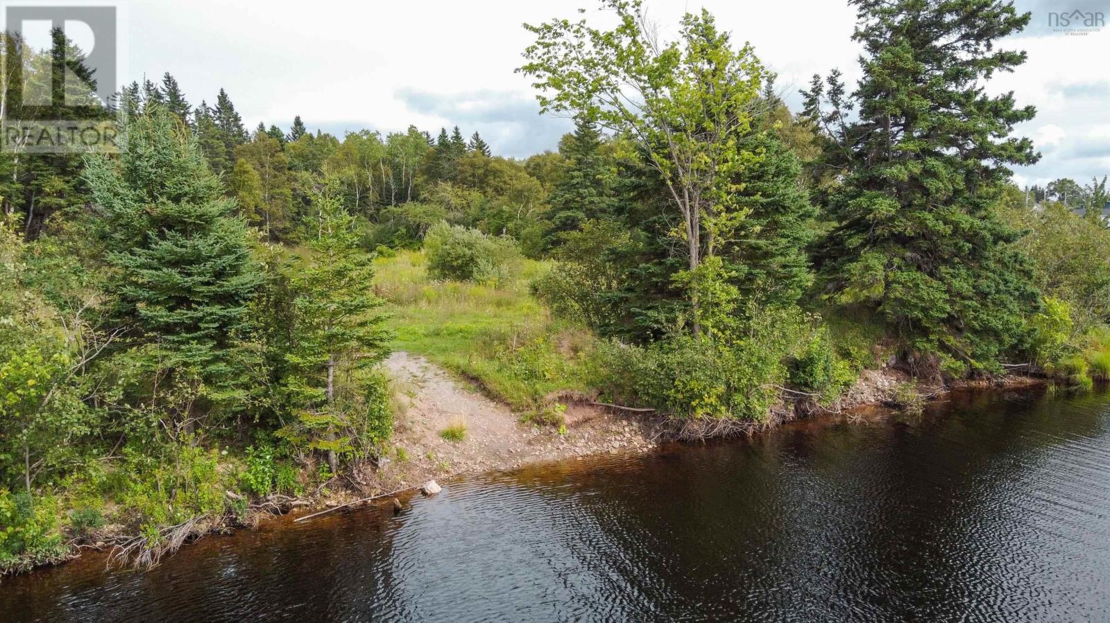 Property 9 of 19 of 2002-2 Kings Road