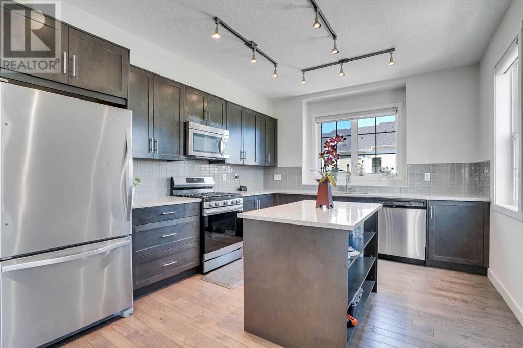 Single Family House for Sale in  Nolanfield Villas NW Nolan Hill Calgary 