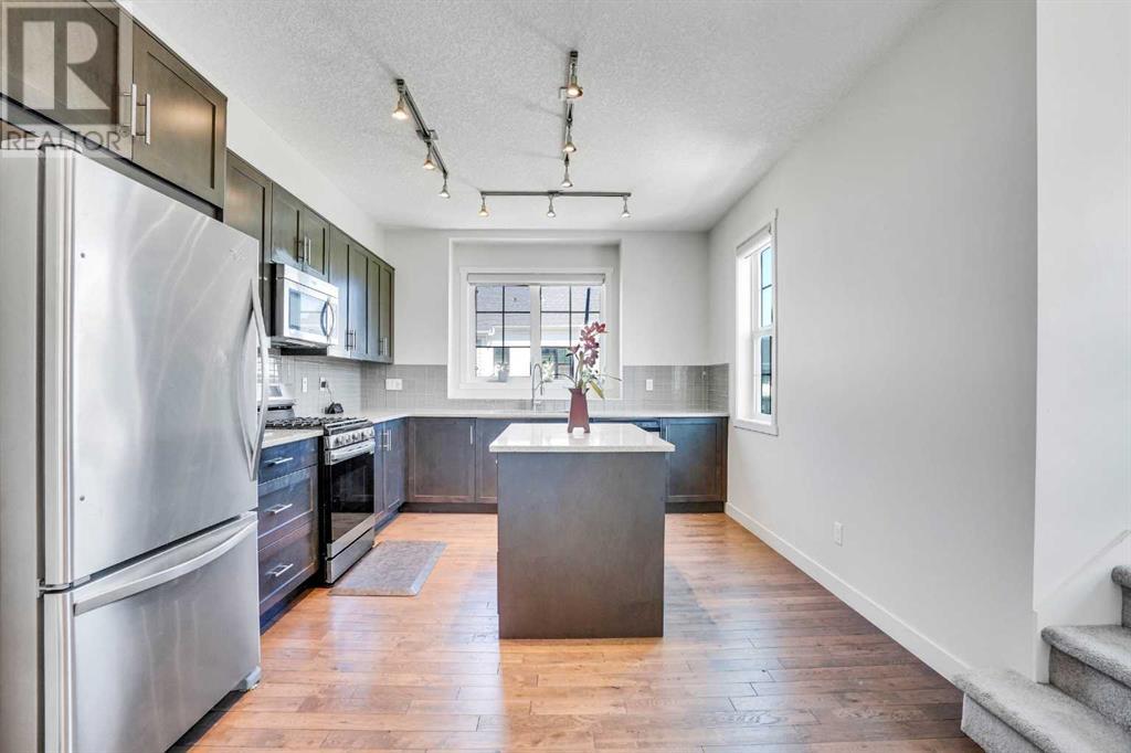 Single Family House for Sale in  Nolanfield Villas NW Nolan Hill Calgary 