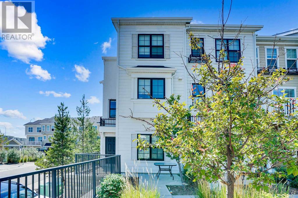Single Family House for Sale in  Nolanfield Villas NW Nolan Hill Calgary 