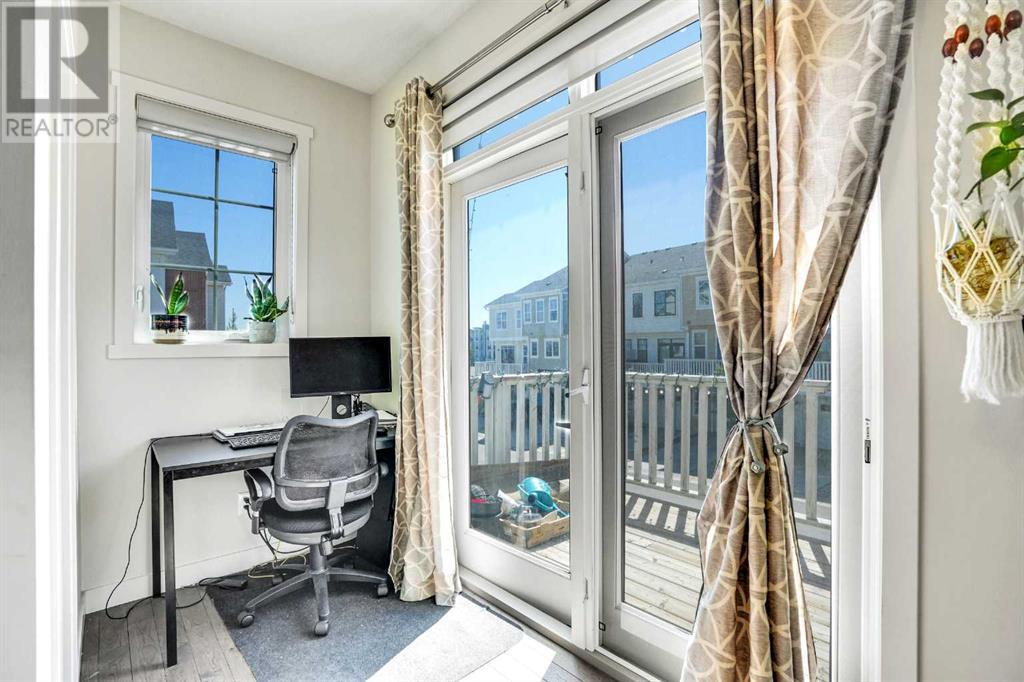 Single Family House for Sale in  Nolanfield Villas NW Nolan Hill Calgary 