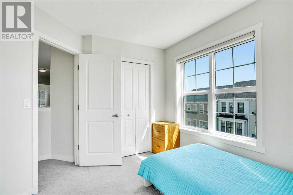 Single Family House for Sale in  Nolanfield Villas NW Nolan Hill Calgary 