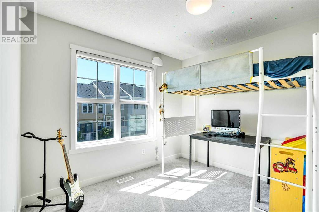 Single Family House for Sale in  Nolanfield Villas NW Nolan Hill Calgary 