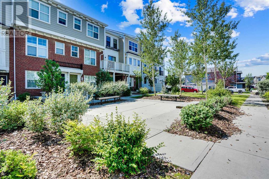 Single Family House for Sale in  Nolanfield Villas NW Nolan Hill Calgary 