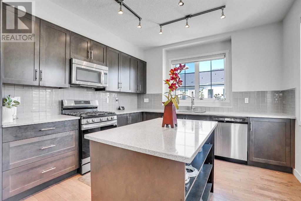 Single Family House for Sale in  Nolanfield Villas NW Nolan Hill Calgary 