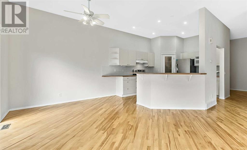 Single Family House for Sale in  Somerside Park SW Somerset Calgary 