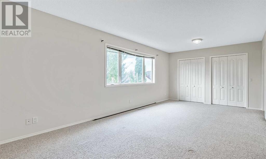 Single Family House for Sale in  Somerside Park SW Somerset Calgary 