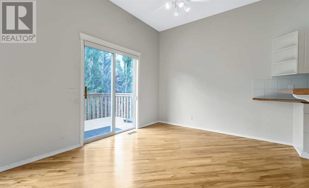 Single Family House for Sale in  Somerside Park SW Somerset Calgary 