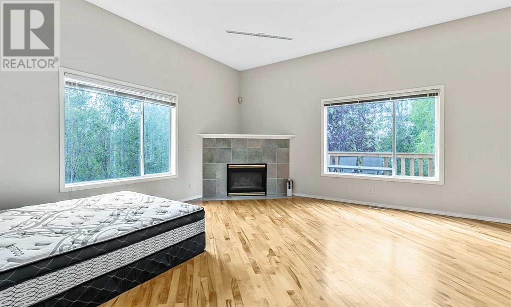 Single Family House for Sale in  Somerside Park SW Somerset Calgary 