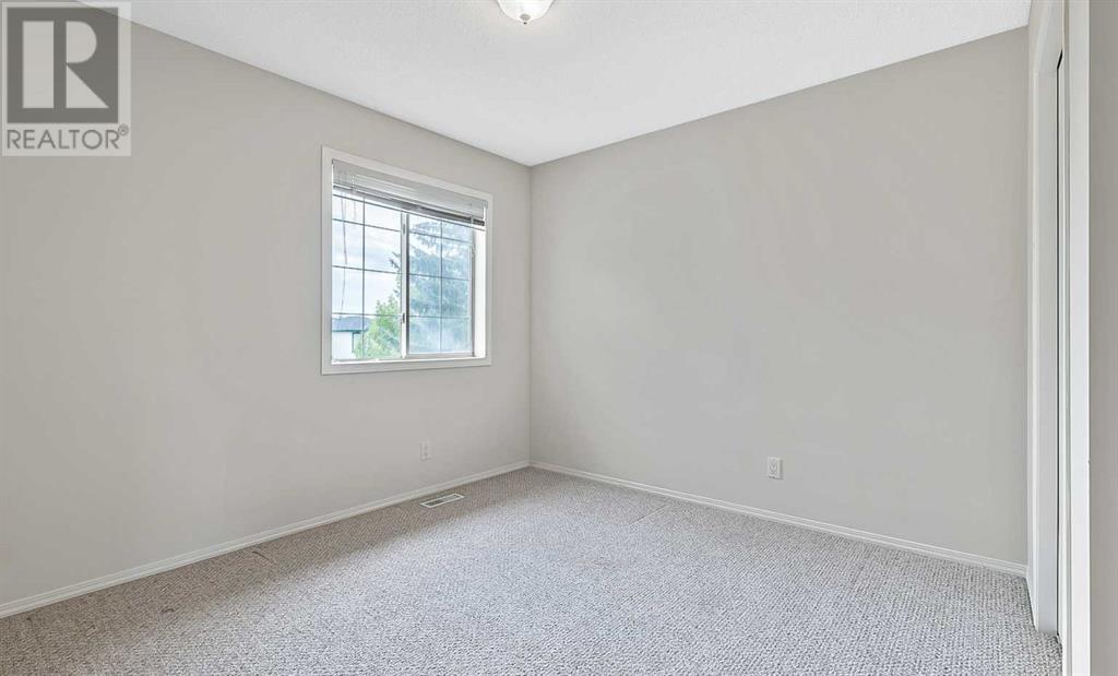 Single Family House for Sale in  Somerside Park SW Somerset Calgary 