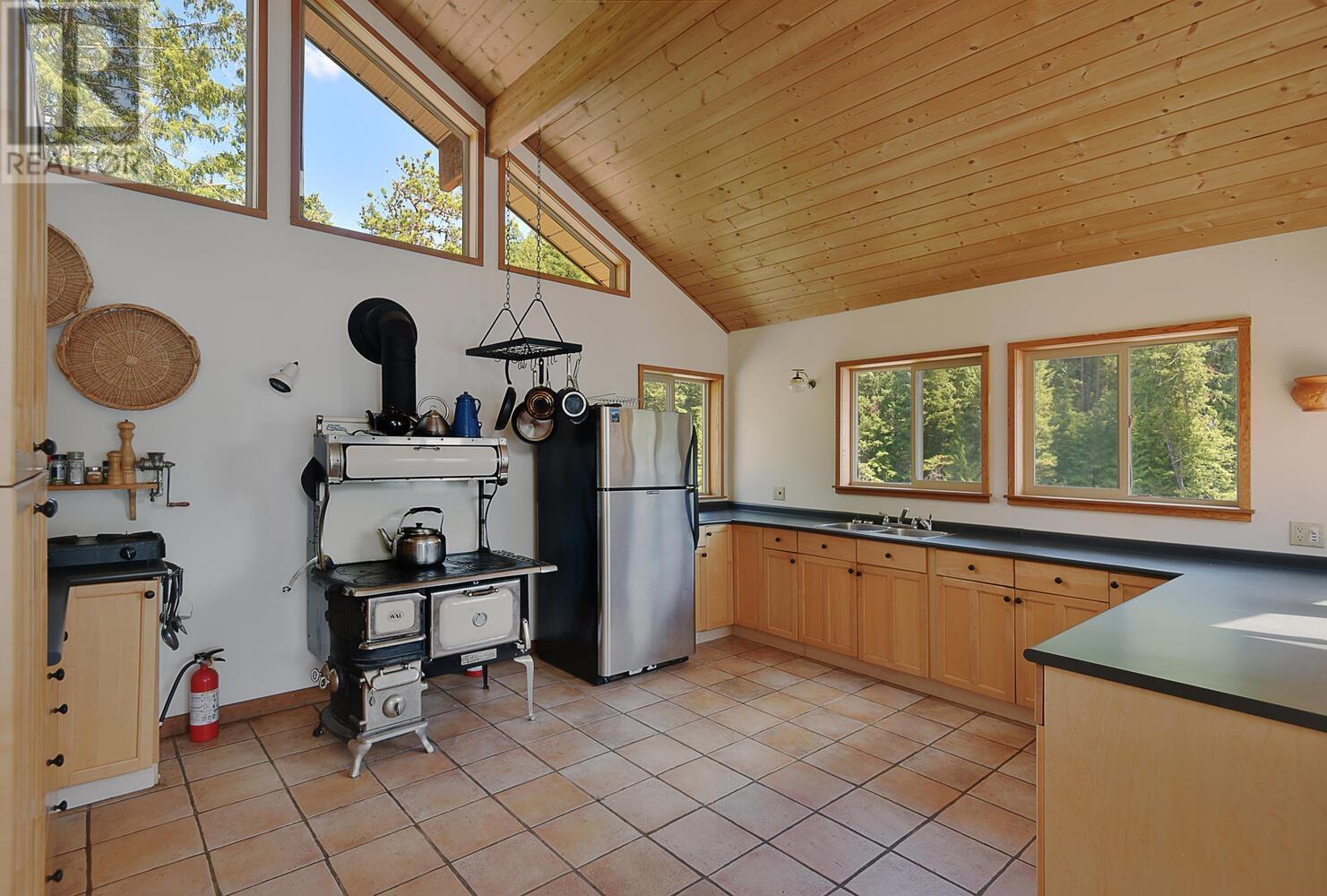 DL 6692 WEST LAKE, Nelson Island