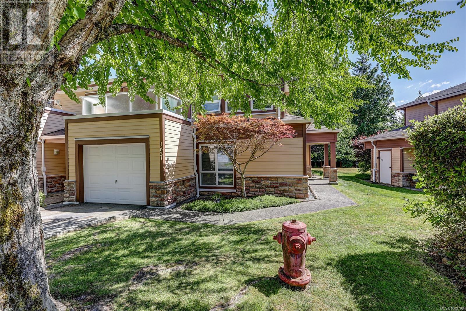Photo 4 of 1621 Creekside Dr, Nanaimo BC