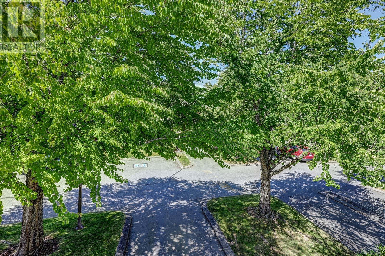 Photo 22 of 1621 Creekside Dr, Nanaimo BC