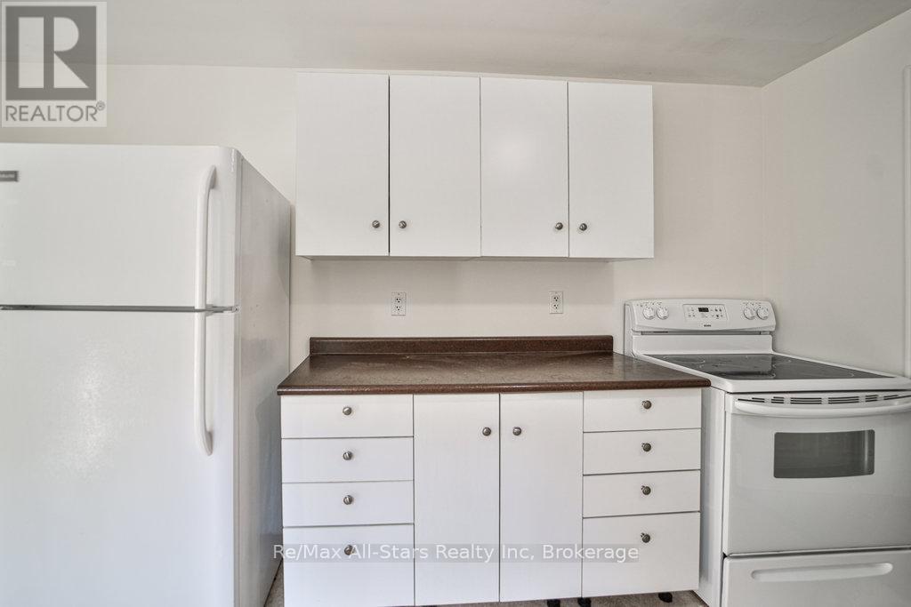 Photo 20 of 410 Etwell Road, Huntsville ON