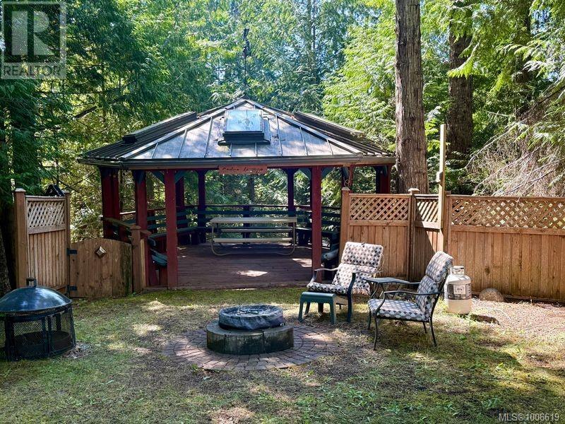 Photo 5 of C 8 2650 Turnbull Rd, Qualicum Beach BC