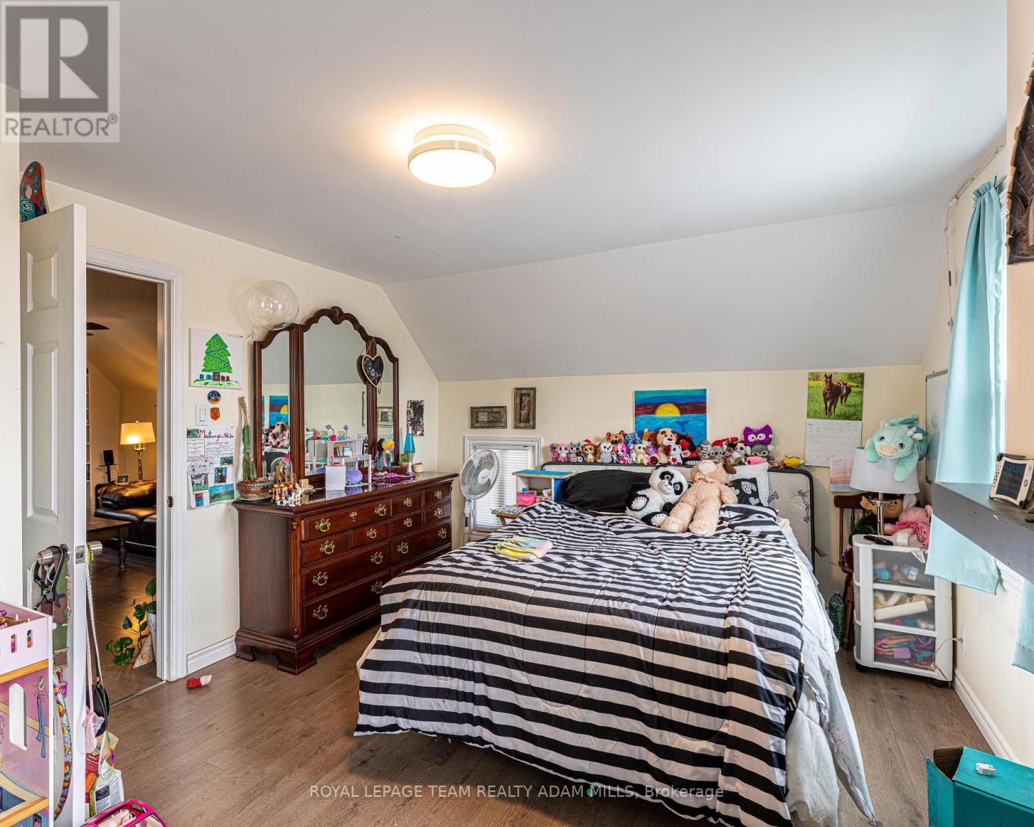 Photo 41 of 6607 6613 Fourth Line Road, Ottawa ON