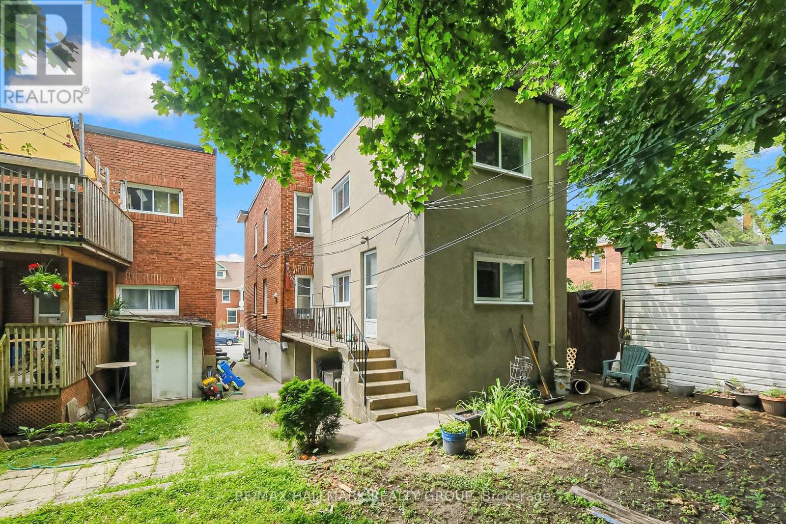 Photo 15 of 113 113 1 2 Fairmont Avenue, Ottawa ON