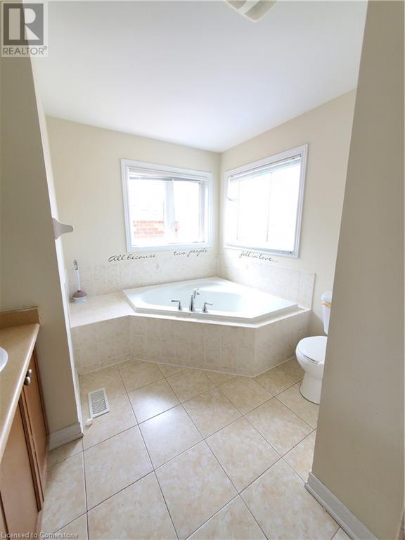 Photo 4 of 4623 Simmons Road, Burlington ON