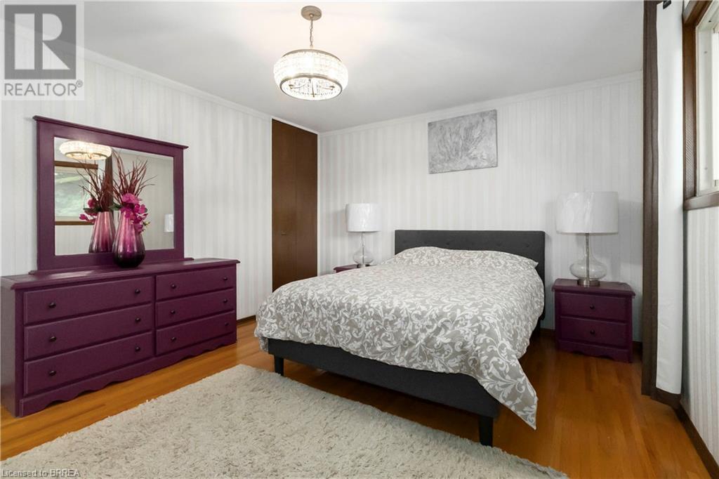 Photo 17 of 7 Magnolia Street, Brantford ON
