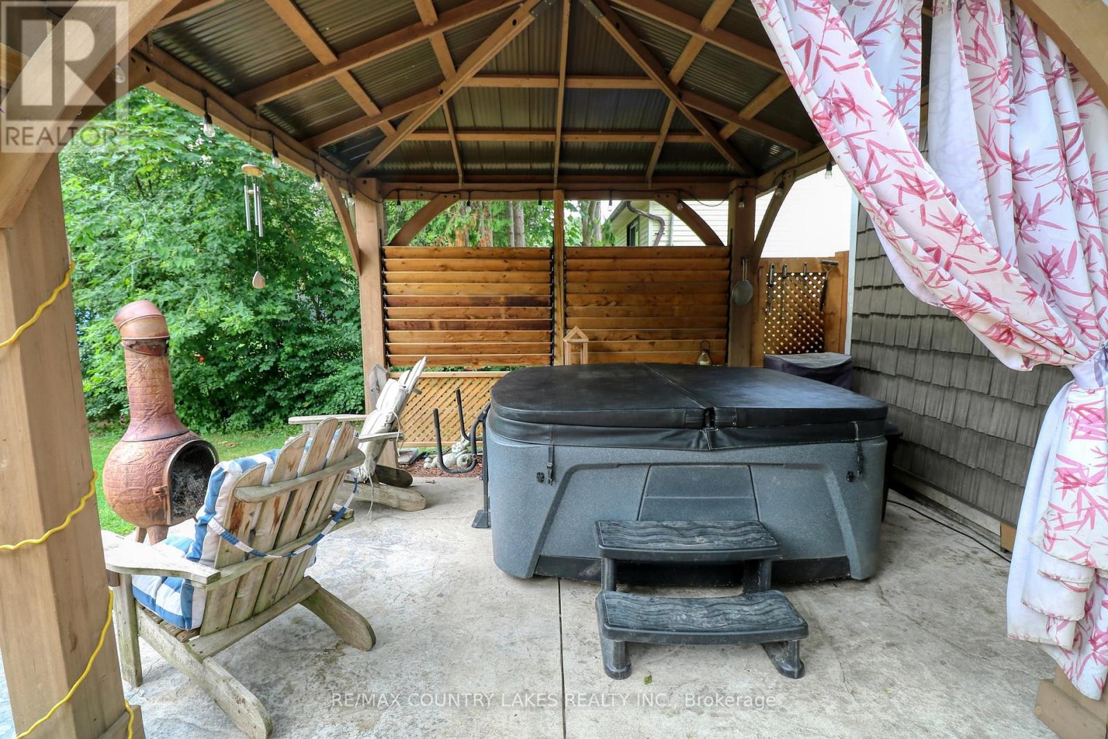 Photo 24 of 271 Lakeland Crescent, Brock ON
