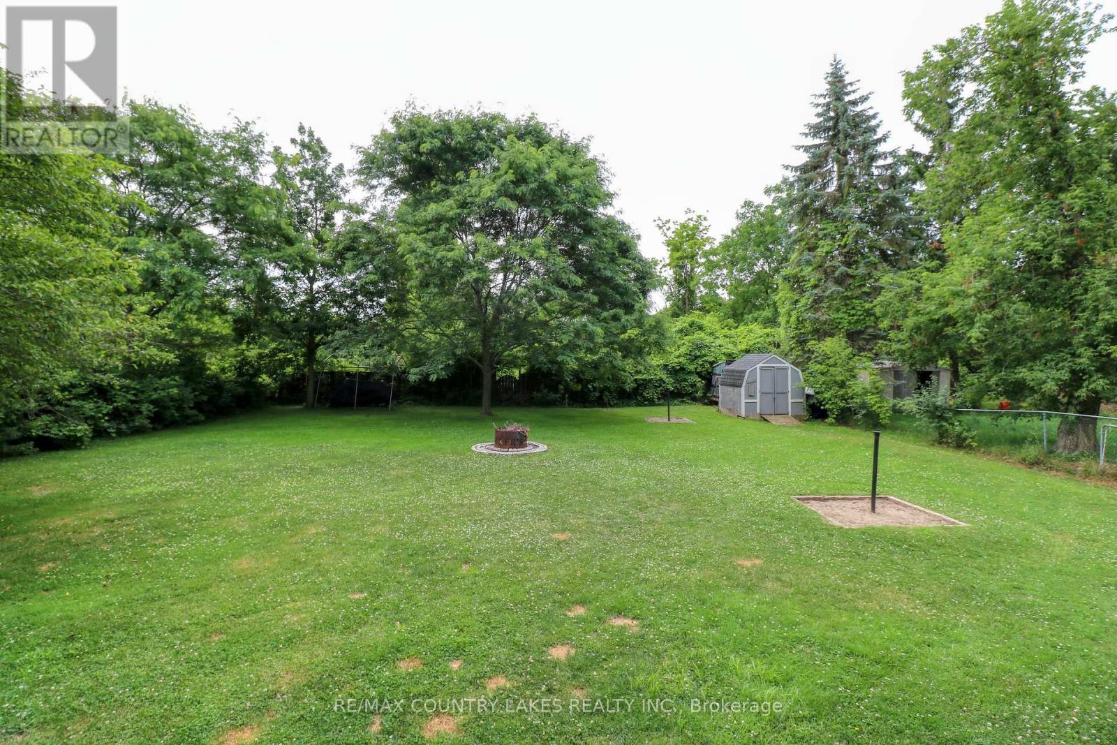 Photo 2 of 271 Lakeland Crescent, Brock ON