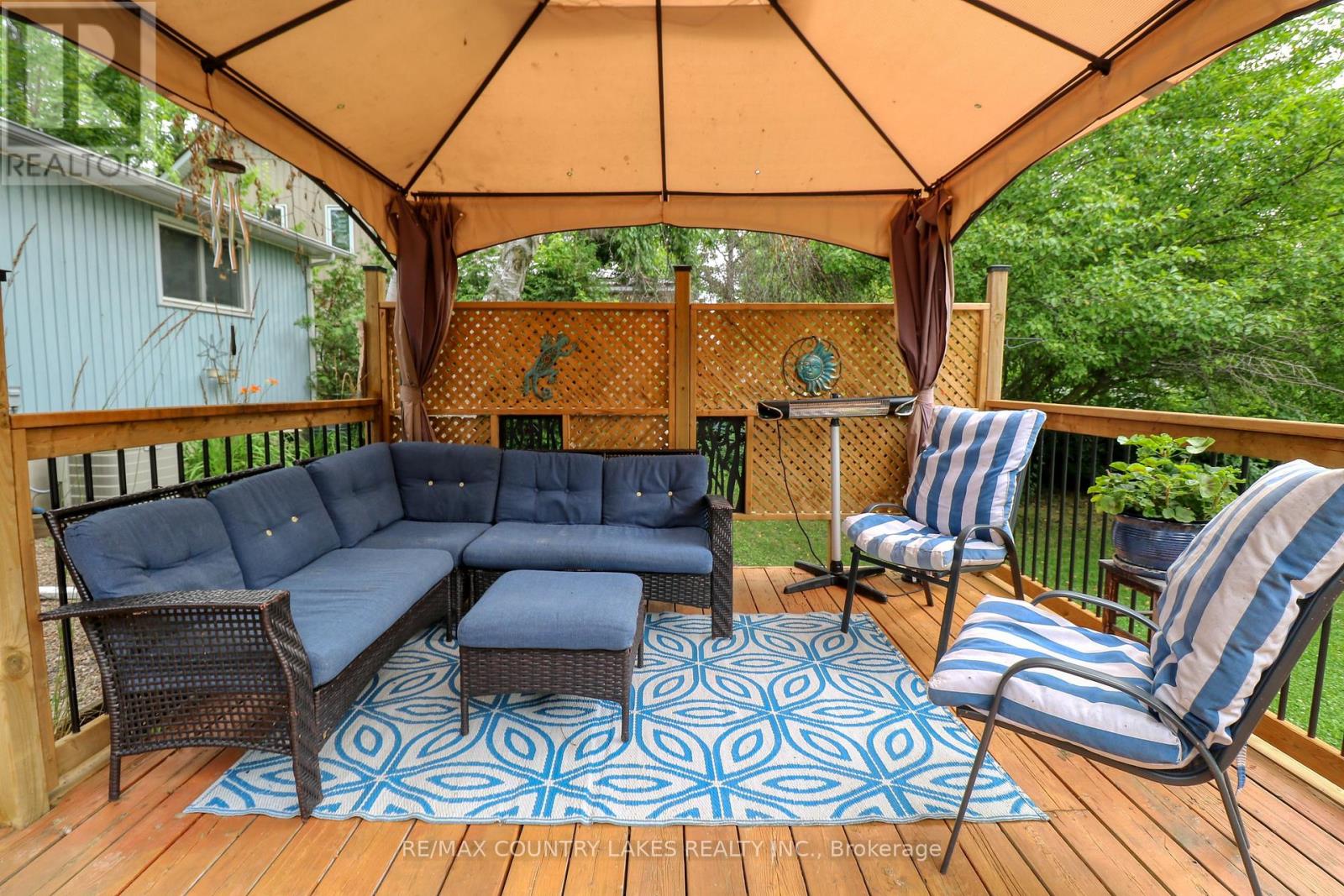 Photo 8 of 271 Lakeland Crescent, Brock ON