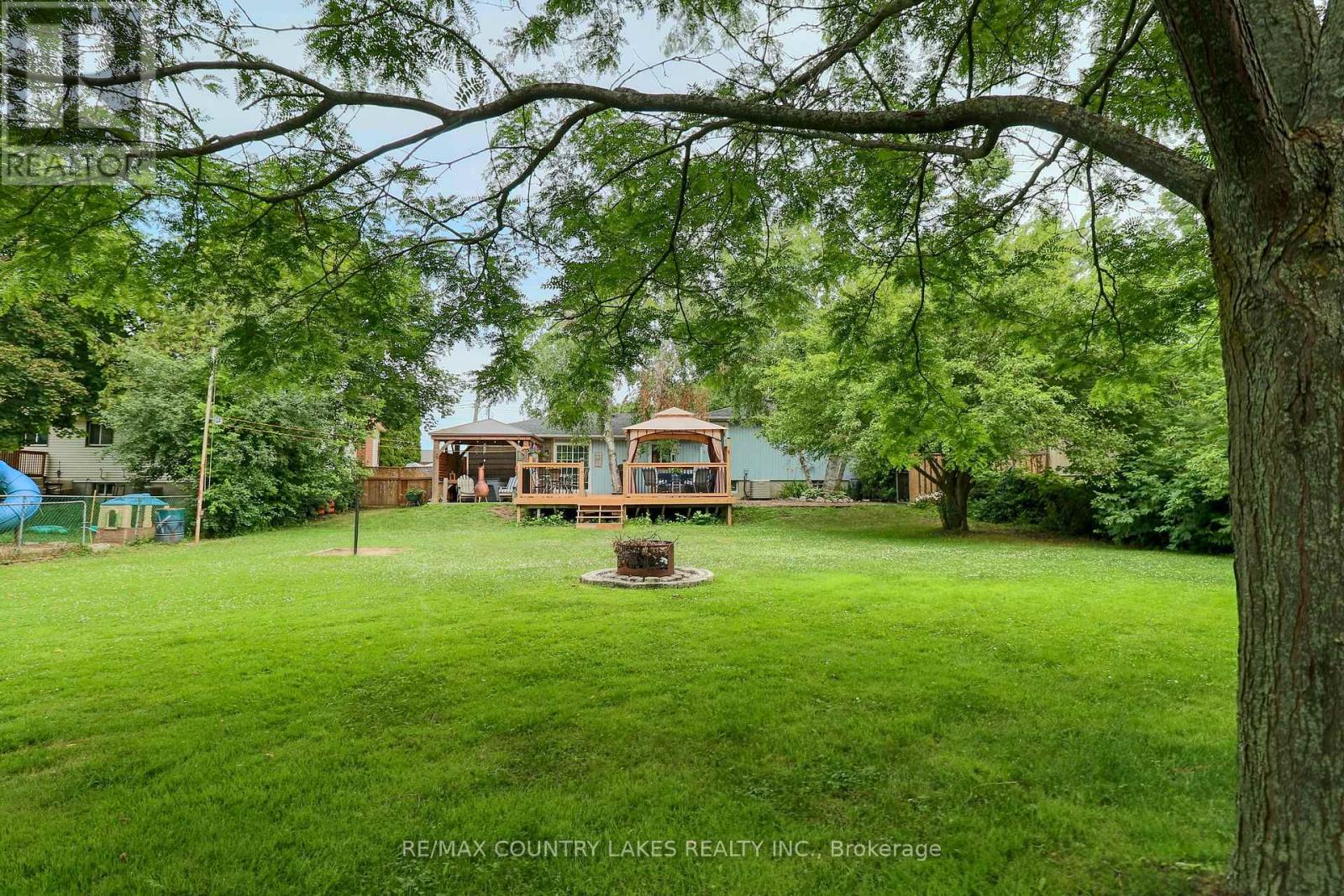 Photo 23 of 271 Lakeland Crescent, Brock ON
