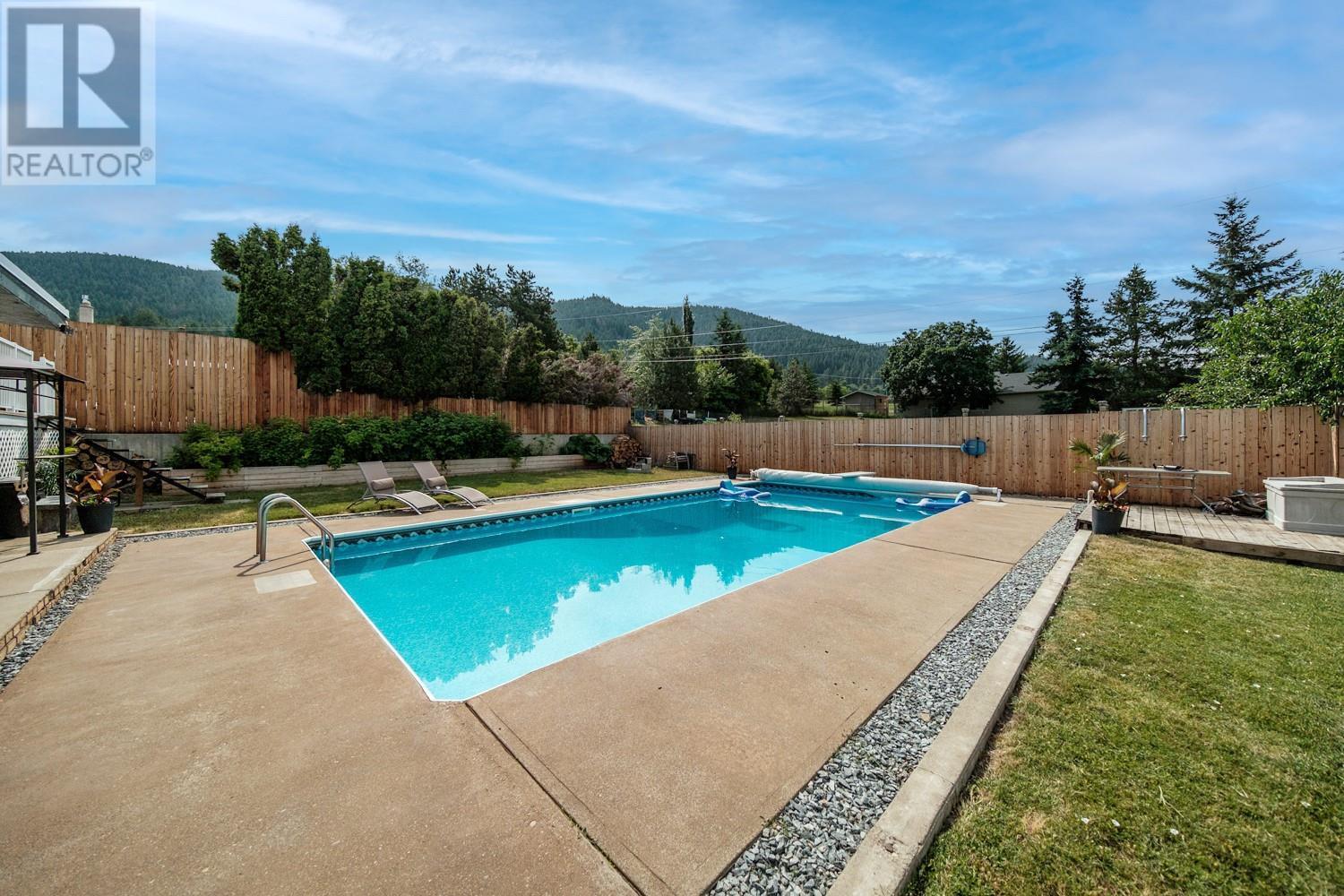 Photo 16 of 5168 Haynes Road, Vernon BC
