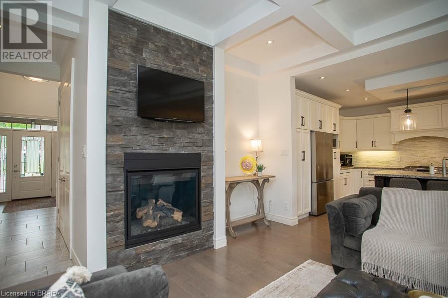 Photo 31 of 158 Willow Street Unit 6, Paris ON