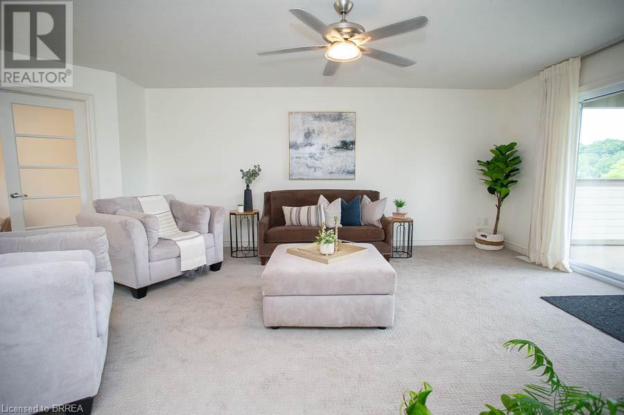 Photo 9 of 158 Willow Street Unit 6, Paris ON