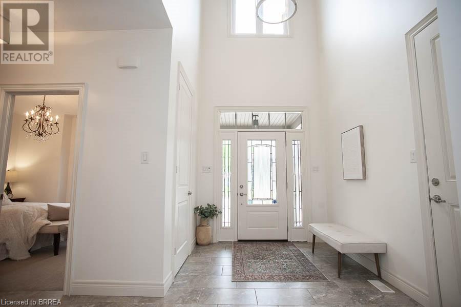 Photo 7 of 158 Willow Street Unit 6, Paris ON