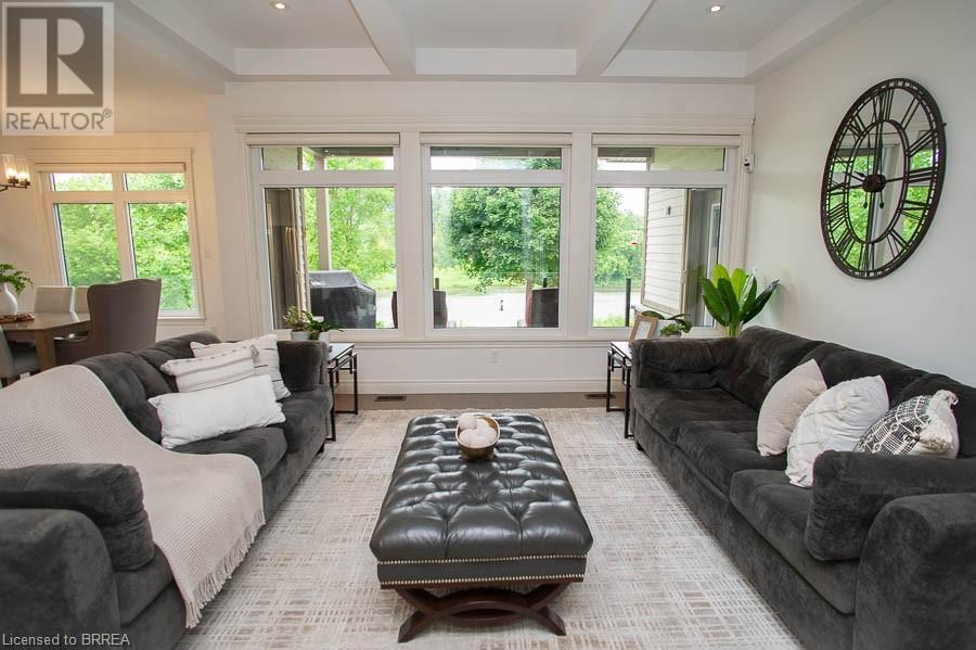 Photo 16 of 158 Willow Street Unit 6, Paris ON