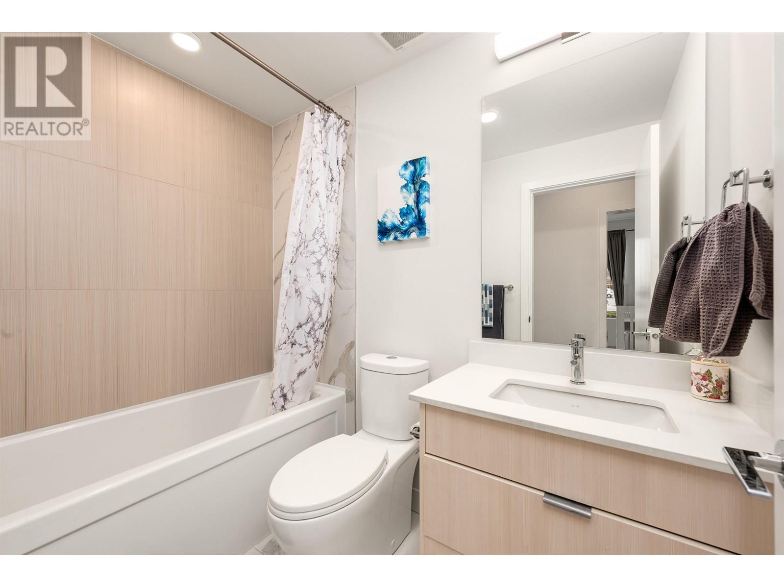 Photo 25 of 227 1792 Starling Drive, Delta BC