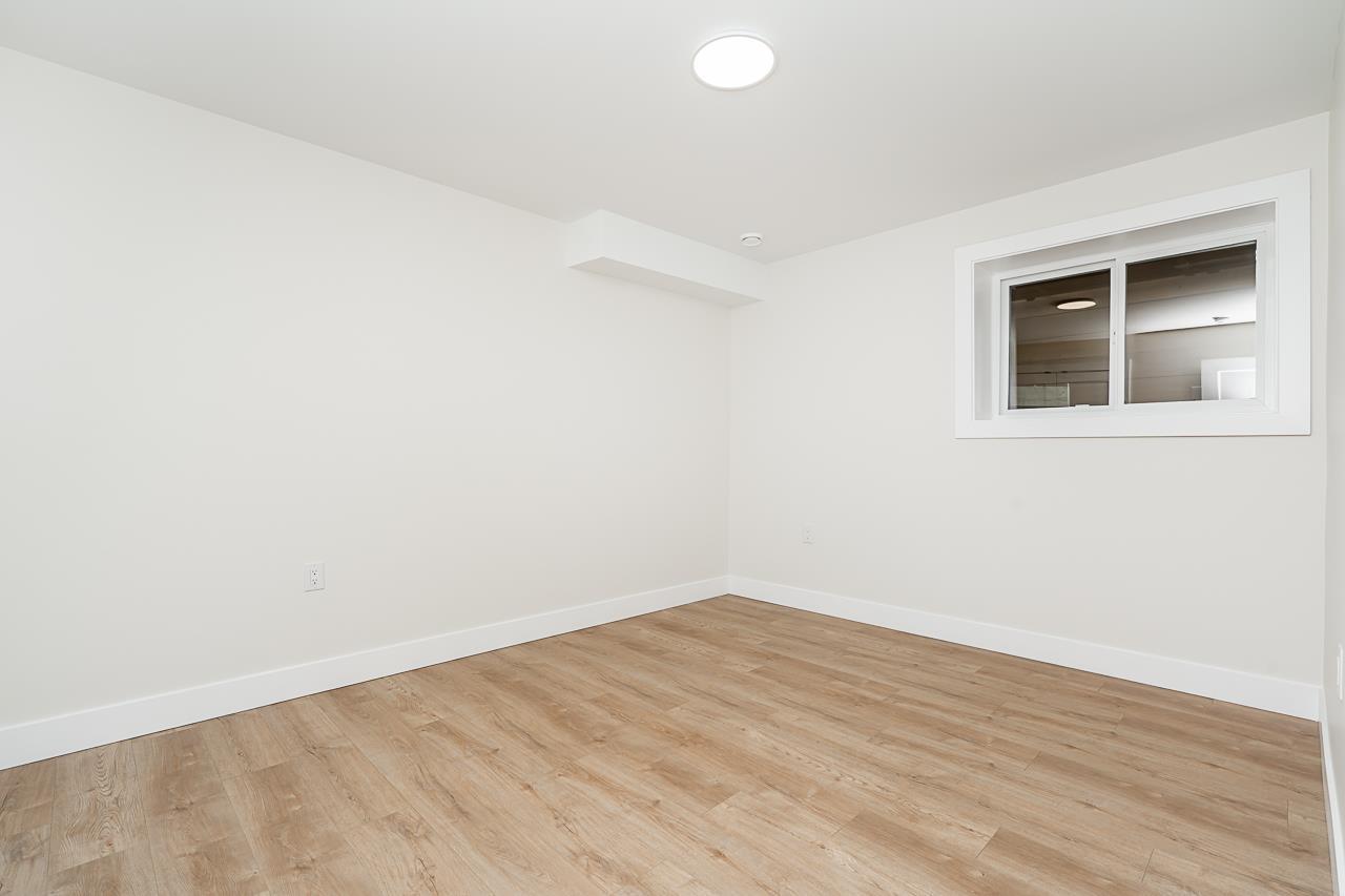Photo 31 of 1917 168 Street, Surrey BC