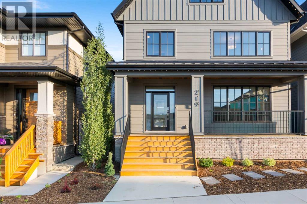 Single Family House for Sale in  Calais Drive SW Currie Barracks Calgary 