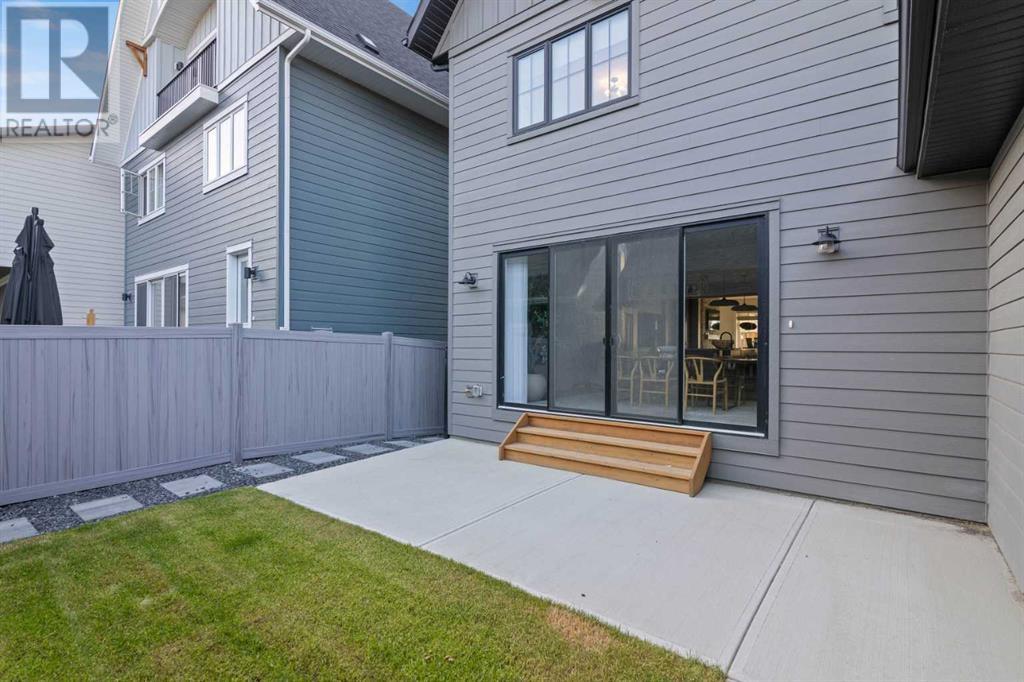 Single Family House for Sale in  Calais Drive SW Currie Barracks Calgary 