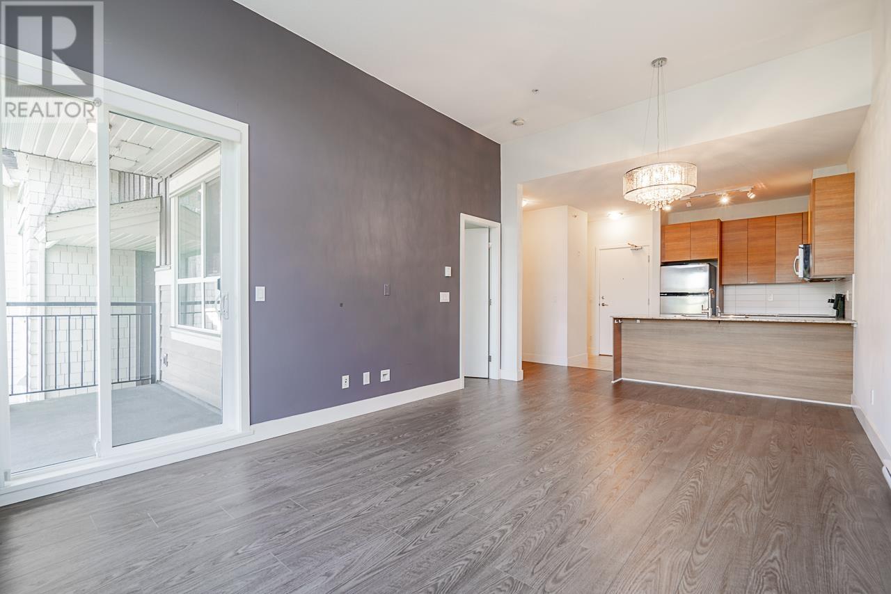 Photo 14 of 409 5788 Sidley Street, Burnaby BC