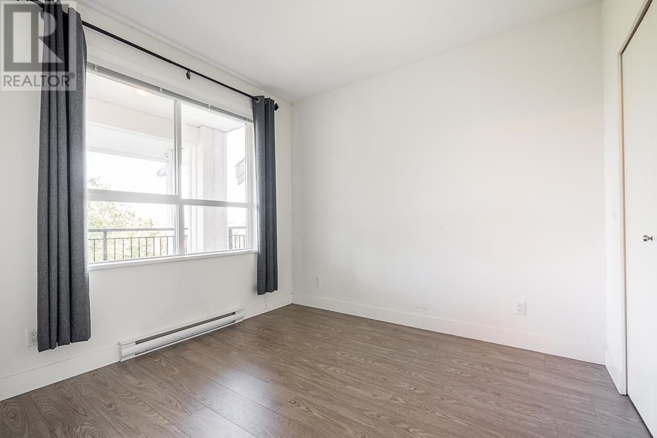 Photo 8 of 409 5788 Sidley Street, Burnaby BC