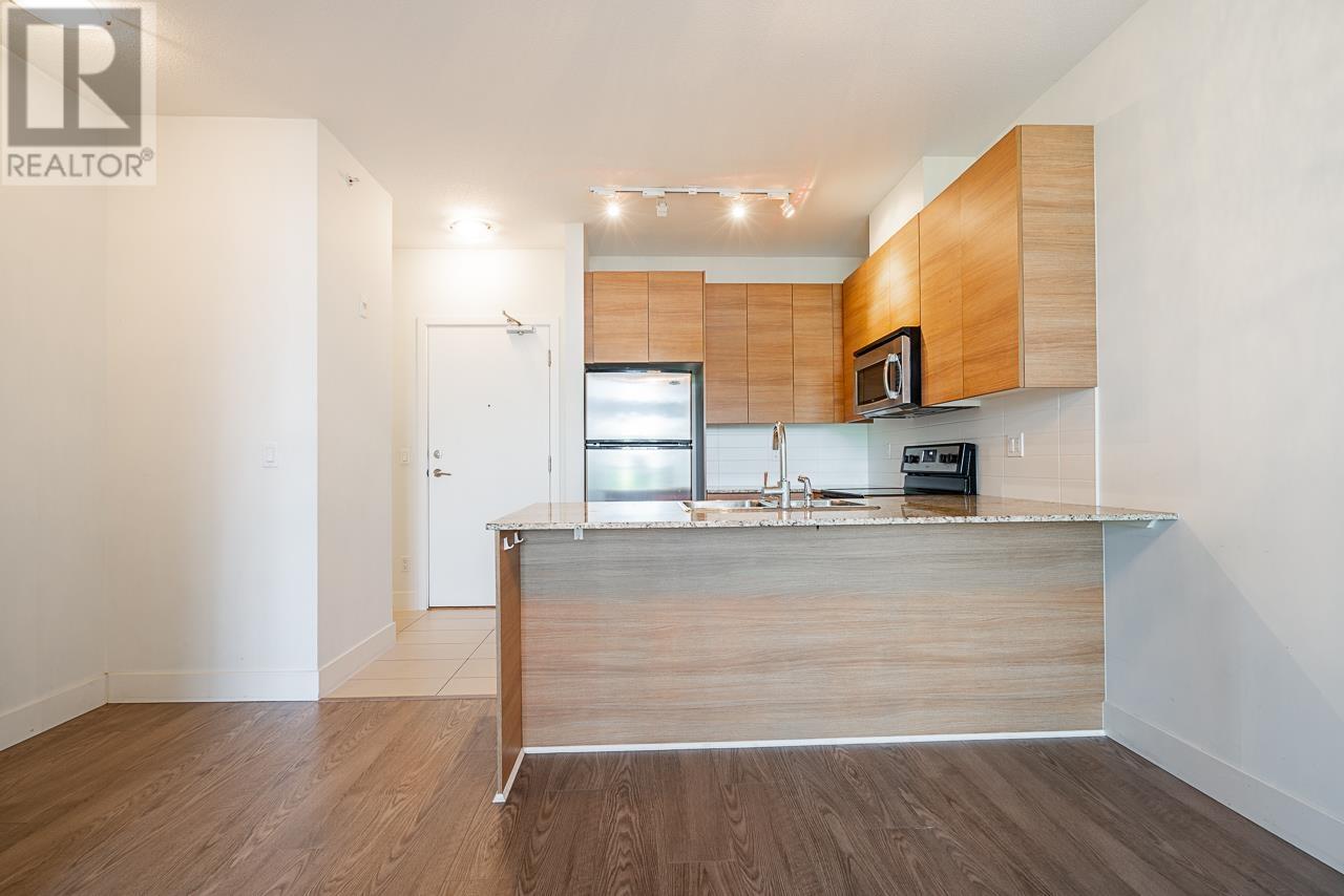 Photo 24 of 409 5788 Sidley Street, Burnaby BC