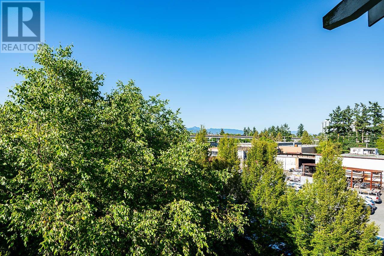 Photo 18 of 409 5788 Sidley Street, Burnaby BC