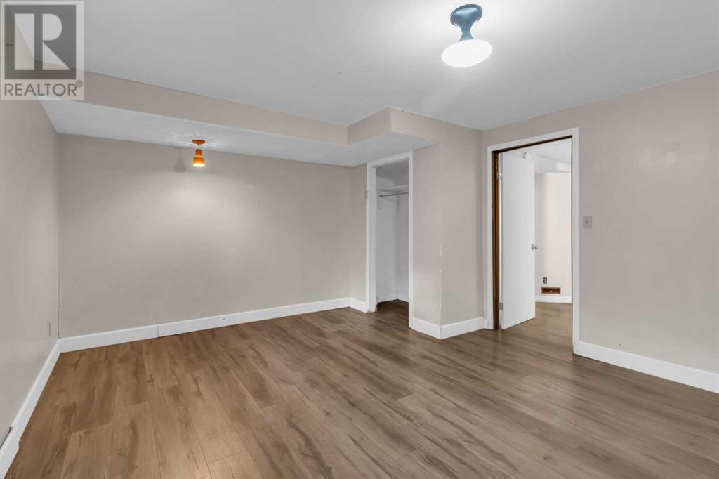 Single Family House Bungalow for Sale in  Castlefall Way NE Castleridge Calgary 