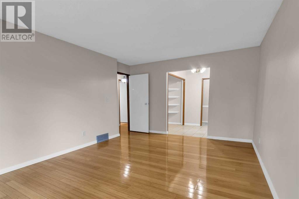 Single Family House Bungalow for Sale in  Castlefall Way NE Castleridge Calgary 