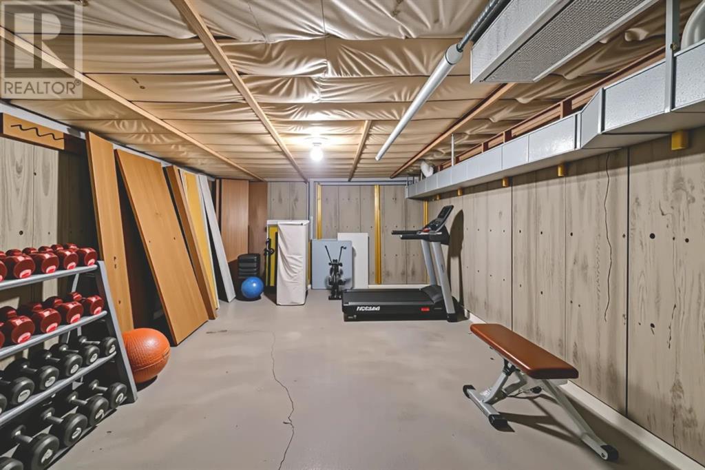 Single Family House Bungalow for Sale in  Castlefall Way NE Castleridge Calgary 