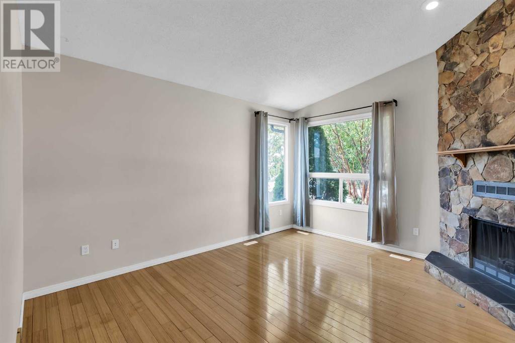 Single Family House Bungalow for Sale in  Castlefall Way NE Castleridge Calgary 