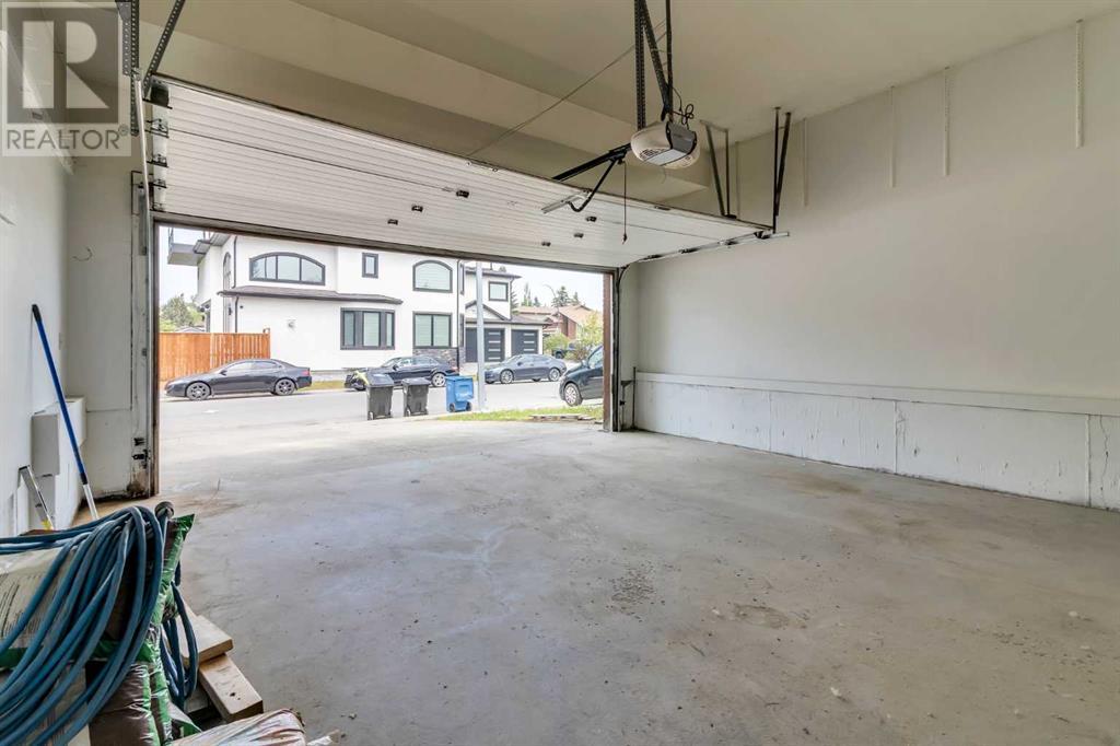 Single Family House Bungalow for Sale in  Castlefall Way NE Castleridge Calgary 