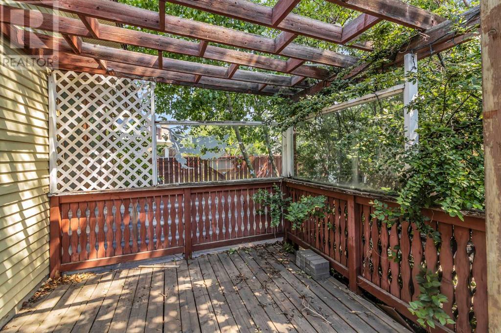 Single Family House Bungalow for Sale in  Castlefall Way NE Castleridge Calgary 