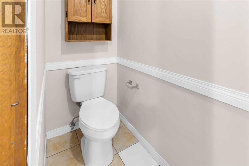 Single Family House Bungalow for Sale in  Castlefall Way NE Castleridge Calgary 