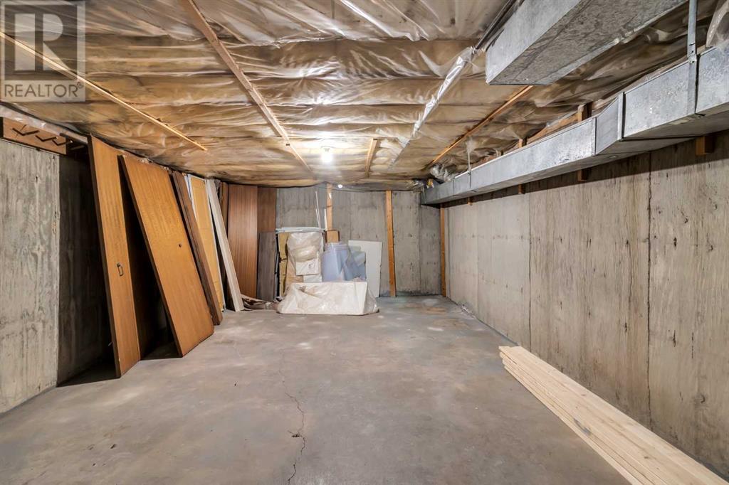 Single Family House Bungalow for Sale in  Castlefall Way NE Castleridge Calgary 